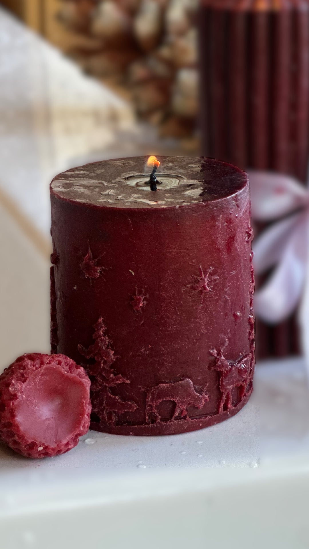 "Where's Santa?" - Scented candle (Vanilla Caramel) / Scent customisation available